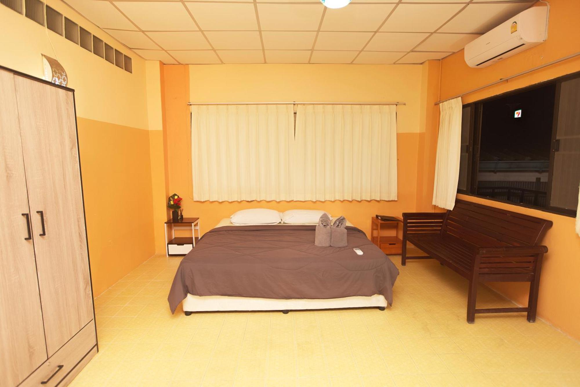 Holiday Phangan - Hostel & Bar Тонгсала Екстер'єр фото